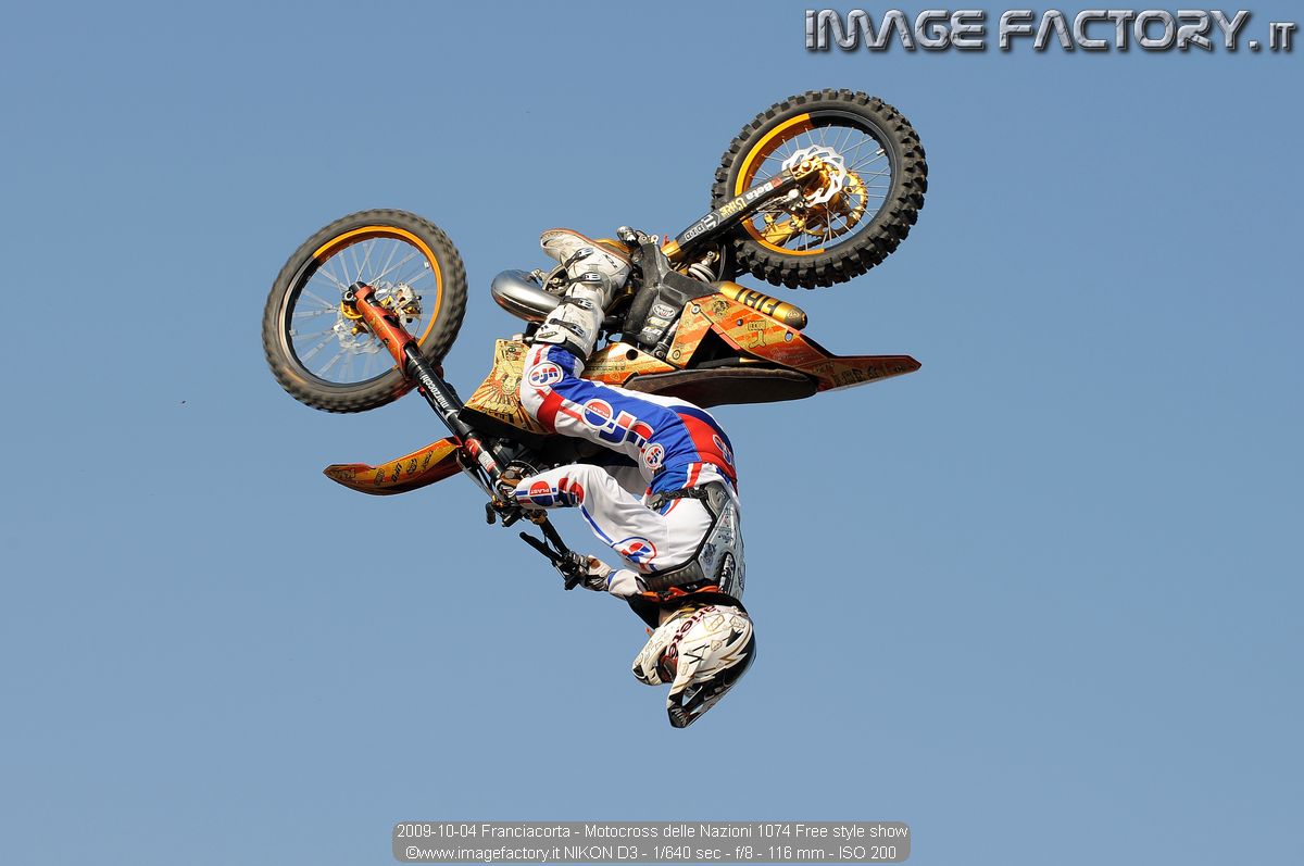 2009-10-04 Franciacorta - Motocross delle Nazioni 1074 Free style show